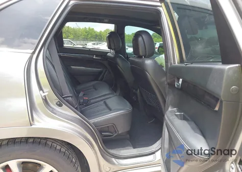 2014 Kia Sorento Limited V6 z USA, uszkodzony, nr VIN 5XYKW4A78EG442634